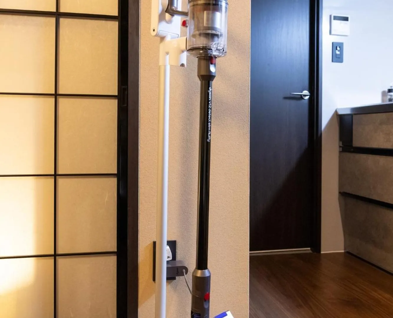 東京物語 忍 Appartement Tokio 0*,  Japan